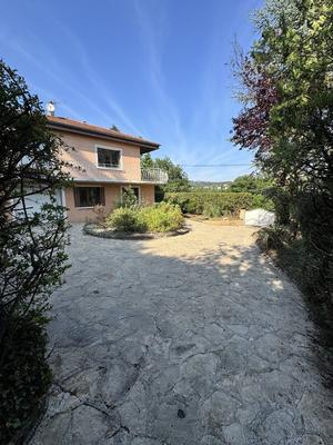 Maison - 153 m² - 7 pièces