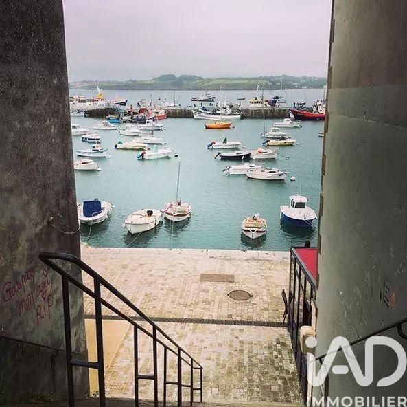 Maison - 240 m² - 11 pièces