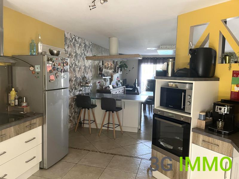 Maison - 102 m² - 4 pièces