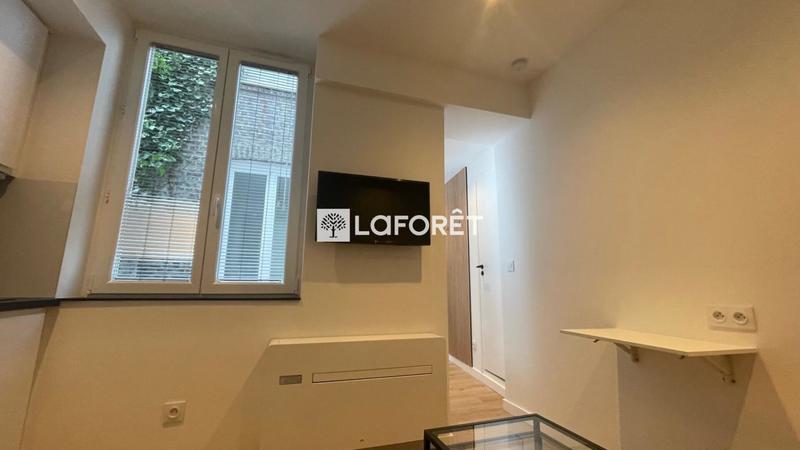 Studio - 13 m² - 1 pièce