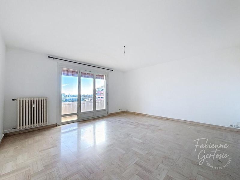 Appartement - 86 m² - 3 pièces