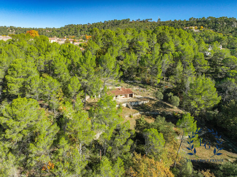 Maison - 92 m² - 2 pièces