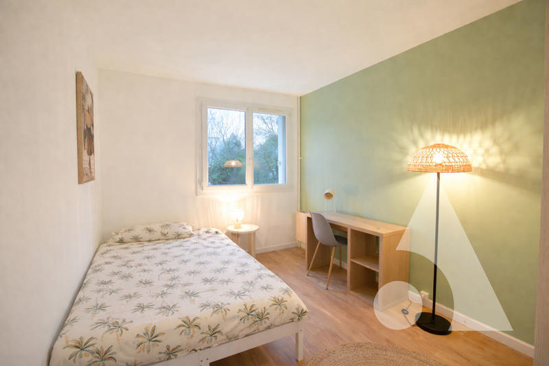 Appartement - 82 m² - 5 pièces