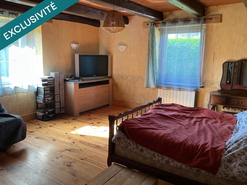 Maison - 230 m² - 6 pièces