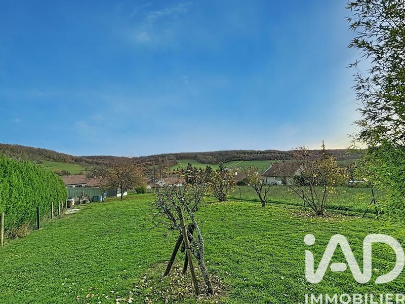 Maison - 102 m² - 5 pièces