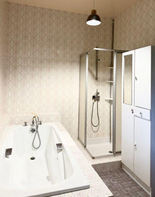 Maison ancienne - 220 m² - 12 pièces