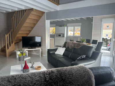 Villa - 100 m² - 5 pièces