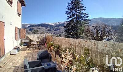 Maison - 166 m² - 6 pièces