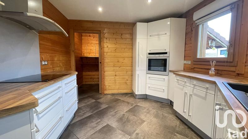 Châlet - 155 m² - 6 pièces