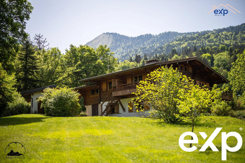 Villa - 174 m² - 8 pièces