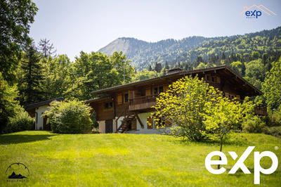 Villa - 174 m² - 8 pièces