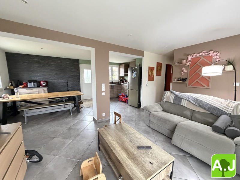 Maison - 145 m² - 5 pièces