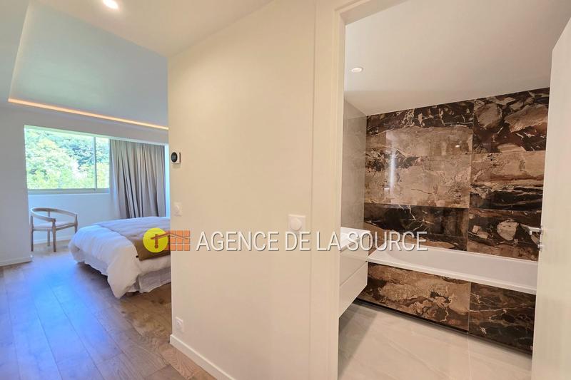 Appartement - 104 m² - 4 pièces