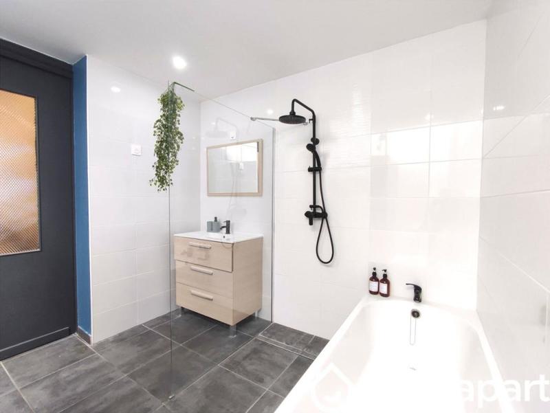 Chambre - 9 m² - 1 pièce