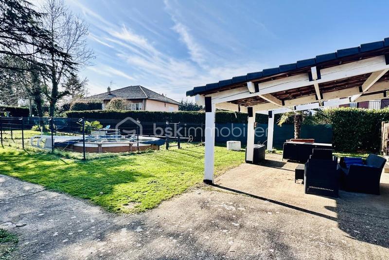 Maison traditionnelle - 110 m² - 5 pièces