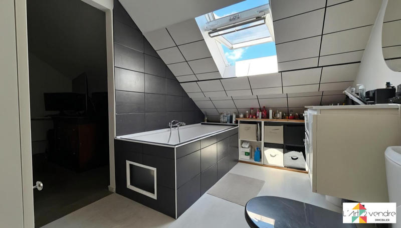 Maison - 108 m² - 5 pièces