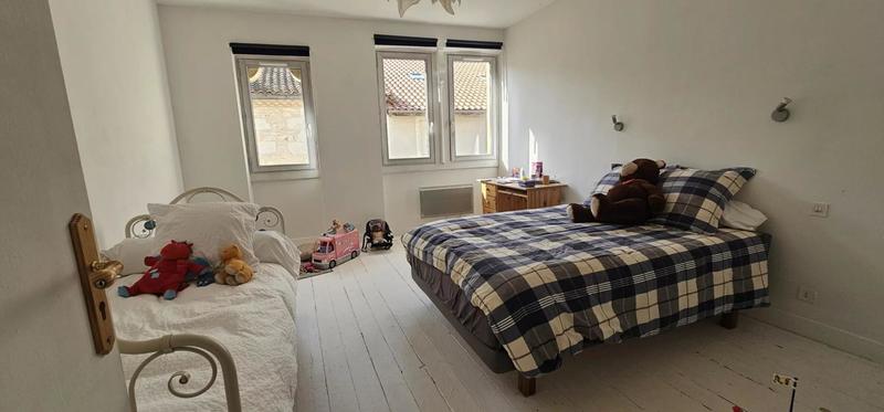 Hôtel particulier - 240 m² - 5 pièces