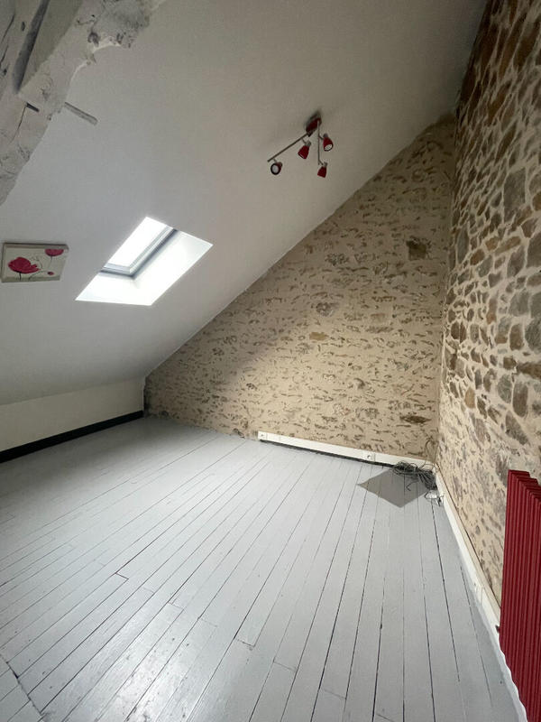 Maison - 152 m² - 8 pièces