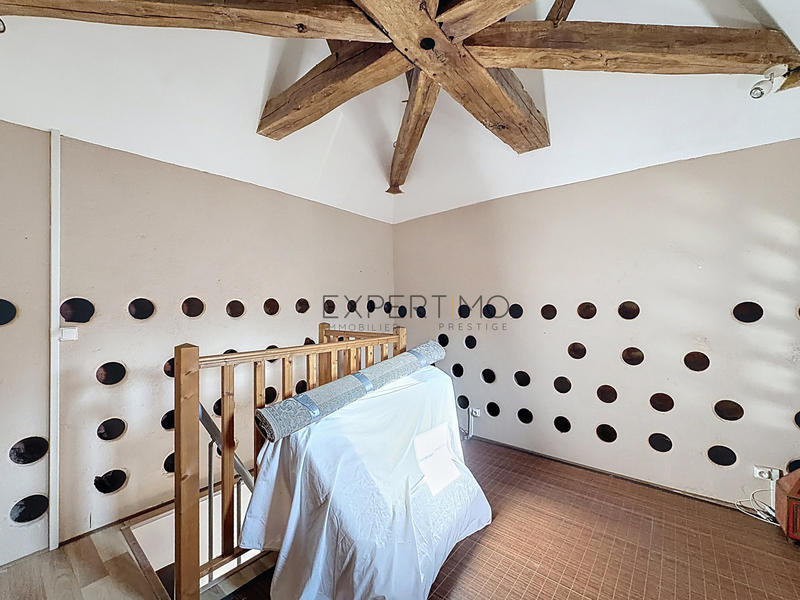 Propriété - 145 m² - 8 pièces