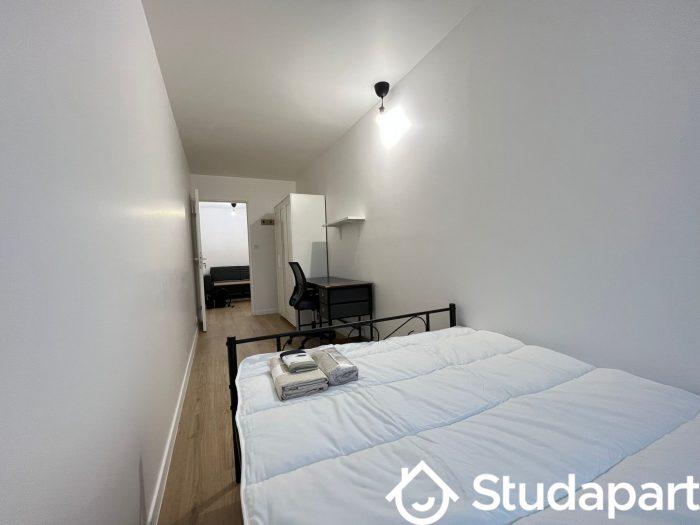 Chambre - 11 m² - 1 pièce