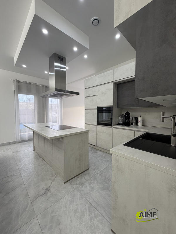 Maison - 112 m² - 5 pièces