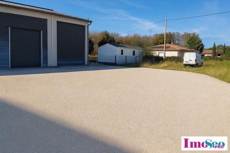 Local d'activité / Entrepôt - 415 m²