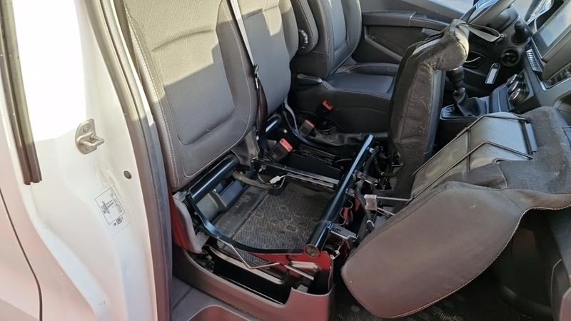 Renault Trafic Fourgon l2h2 3000 kg blue dci 150 grand confort