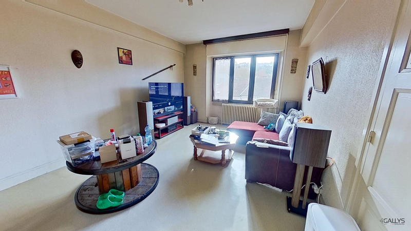 Appartement - 99 m² - 3 pièces