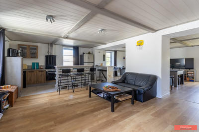 Appartement - 120 m² - 5 pièces