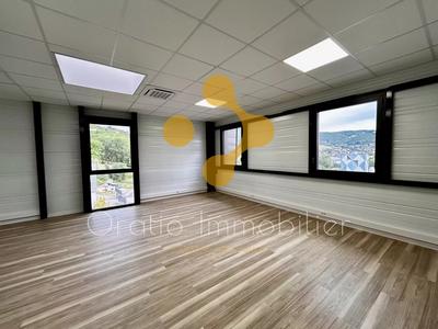 Bureau - 50 m² - 1 pièce