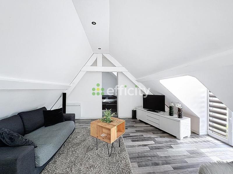 Corps de ferme - 210 m² - 5 pièces