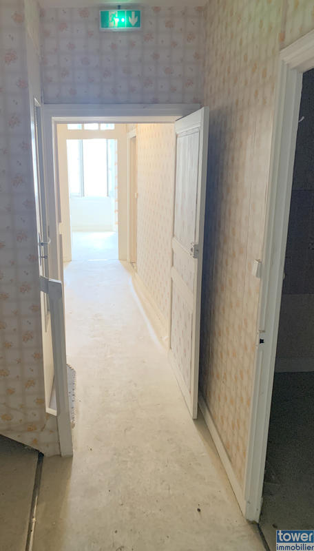 Maison - 180 m² - 5 pièces