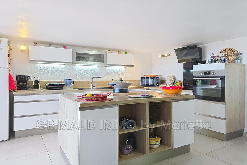 Maison - 87 m² - 4 pièces