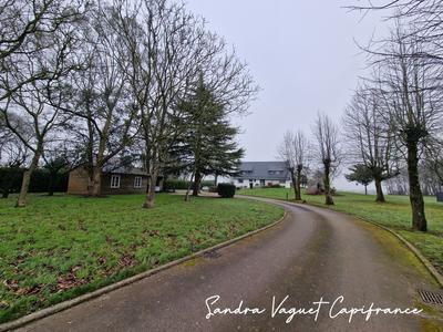 Maison - 176 m² - 7 pièces