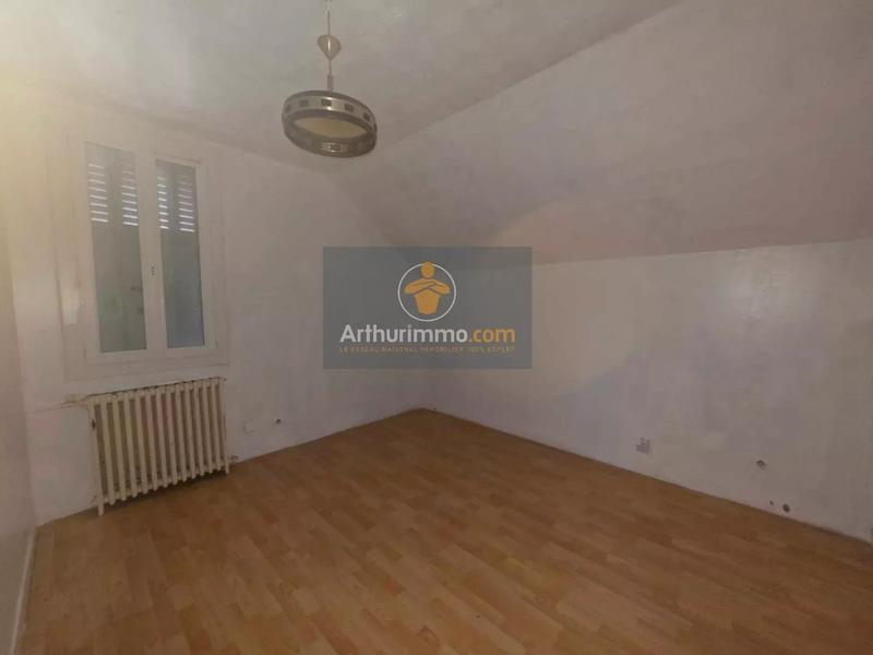 Maison - 93 m² - 6 pièces