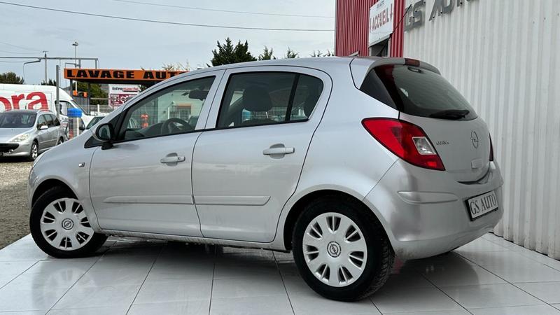Opel Corsa Cosmo