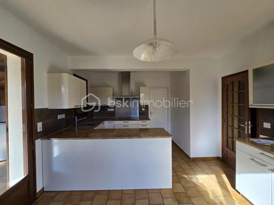 Maison - 178 m² - 6 pièces