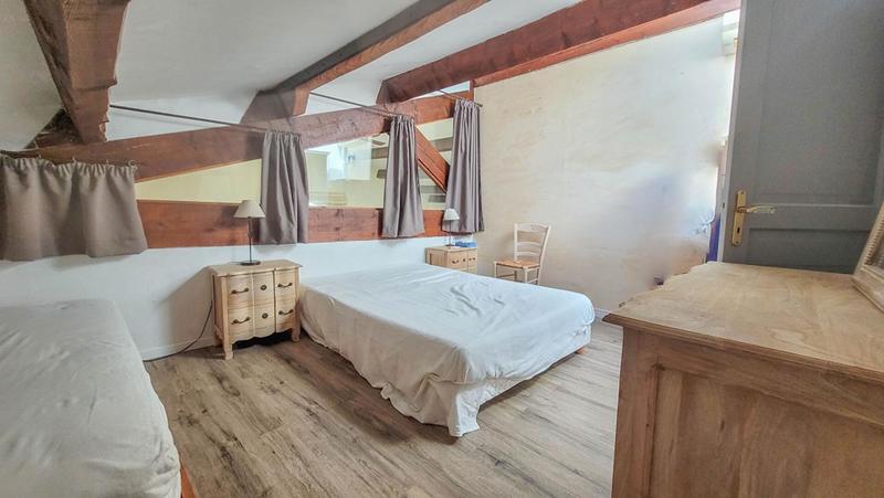 Maison - 160 m² - 8 pièces