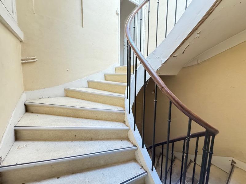 Immeuble - 340 m² - 12 pièces