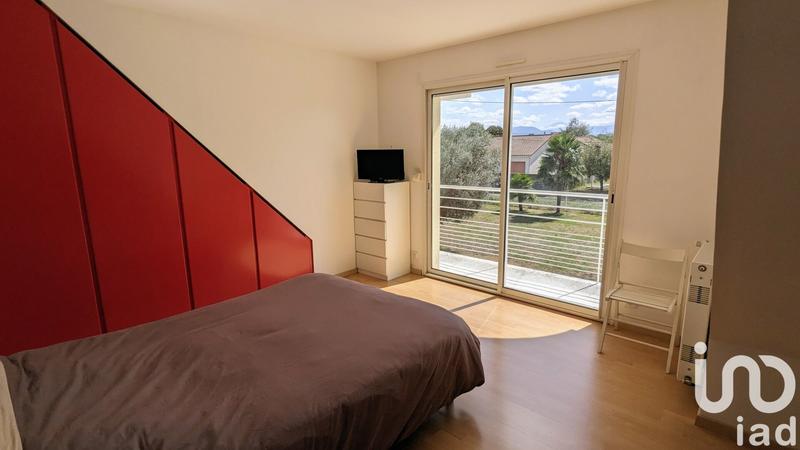 Maison - 180 m² - 7 pièces