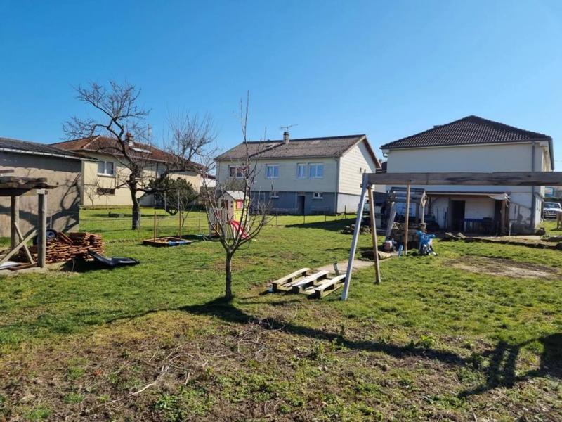 Maison de village - 100 m² - 4 pièces