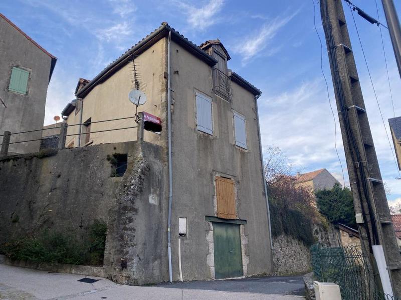 Maison de village - 110 m² - 5 pièces