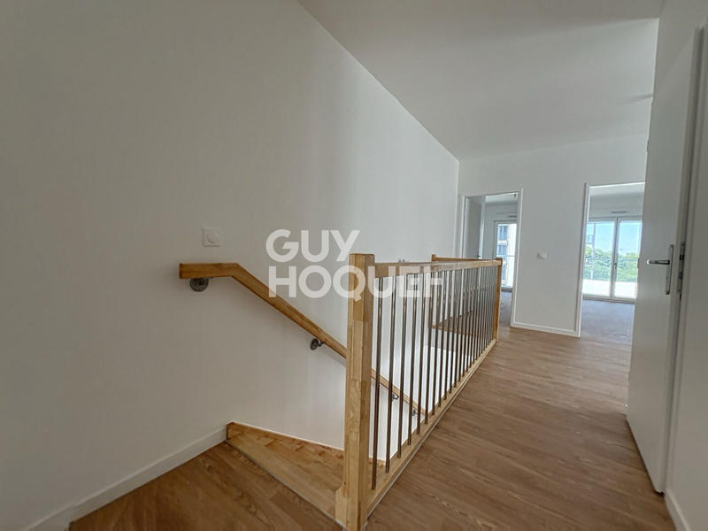 Appartement - 102 m² - 5 pièces