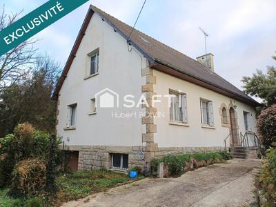 Maison - 95 m² - 5 pièces