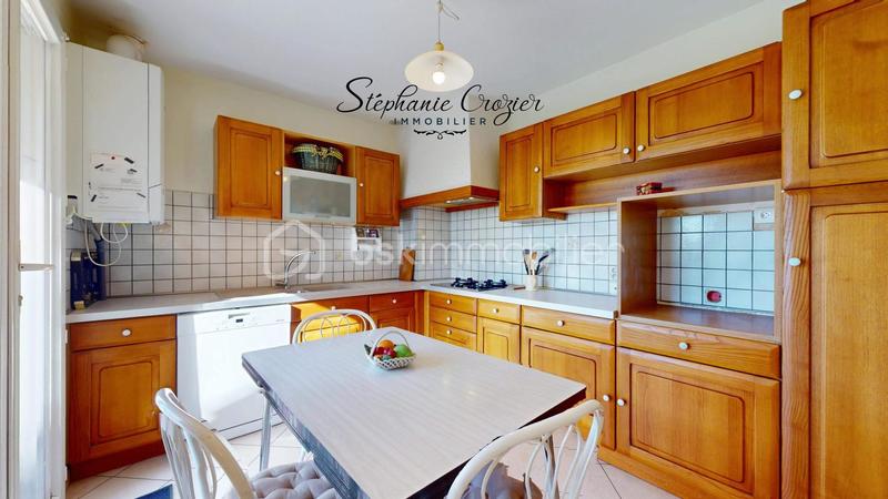 Maison - 95 m² - 5 pièces