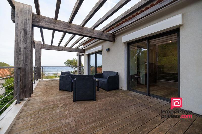 Villa - 255 m² - 9 pièces