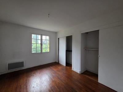 Appartement - 141 m² - 4 pièces