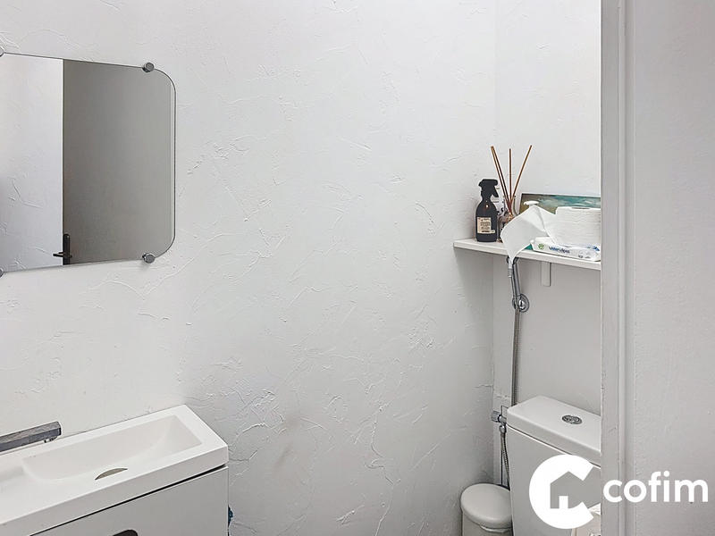 Appartement - 79 m² - 4 pièces