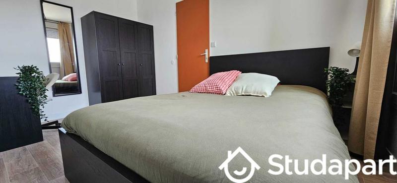 Appartement - 116 m² - 1 pièce