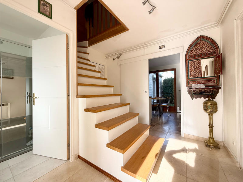 Maison - 145 m² - 6 pièces